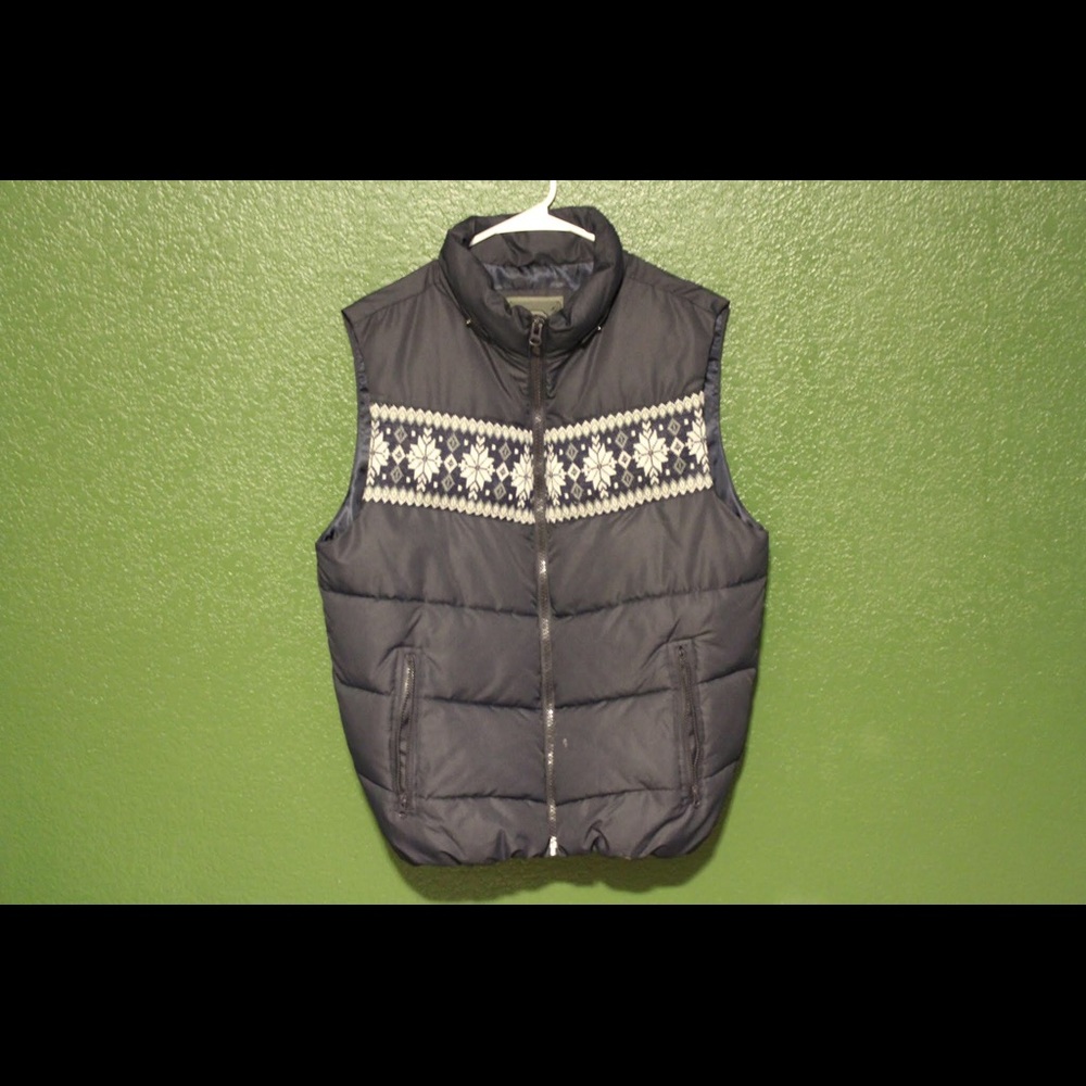 Puffer Vest - Picture 2 of 3
